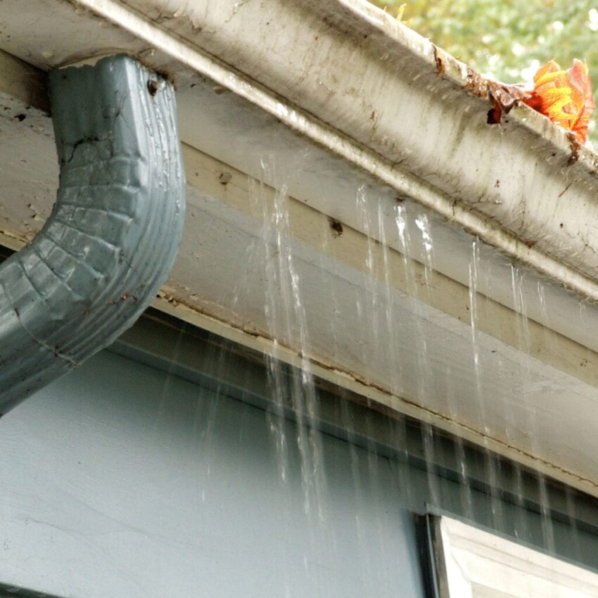 Advantages and Disadvantages of Pre-cut Sectional Gutters