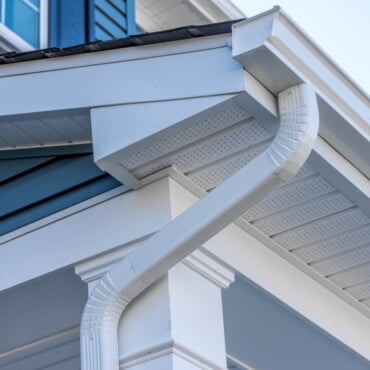 Advantages and Disadvantages of Pre-cut Sectional Gutters
